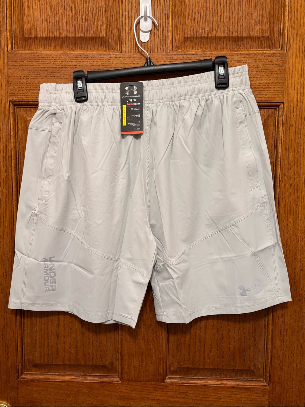 Under Armour Men's Heatgear Baseball Athletic Shorts - Light Gray. Sz S NWT